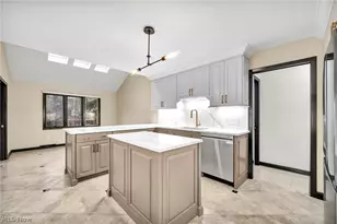 2 Salem Ct, Beachwood, OH 44122 - Photo 16