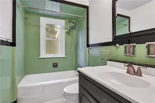 2481 N Haven Blvd, Cuyahoga Falls, OH 44223 - Photo 22