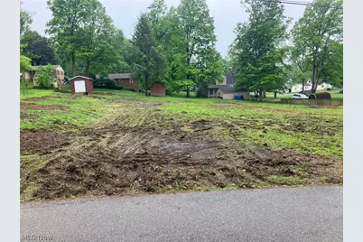 2216 49th Street NE, Canton, OH 44705 - Photo 1