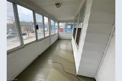 18627 Abby Avenue, Euclid, OH 44119 - Photo 20