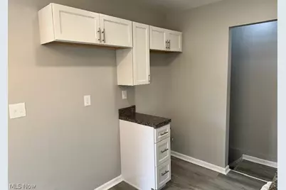 15707 Cloverside Avenue, Loveland, OH 44128 - Photo 2