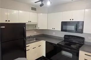 12700 Lake Ave, Oakwood, OH 44107 - Photo 6