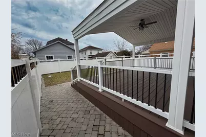 2012 Fairmont Avenue, Steubenville, OH 43952 - Photo 2