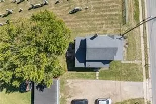 223 E Maple Street E, Hartville, OH 44632 - Photo 6