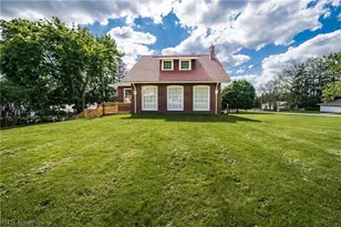 545 Pittsburg Ave NW, North Canton, OH 44720 - Photo 2