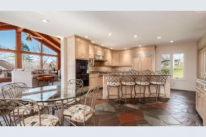 1200 East Drive, Zanesville, OH 43701 - Photo 14