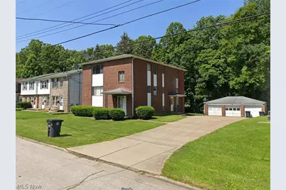 1804-1808 Cromwell Drive, Akron, OH 44313 - Photo 1