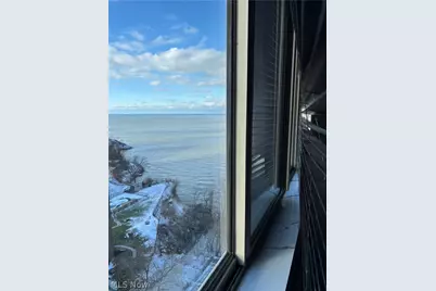 12520 Edgewater Drive #1602, Oakwood, OH 44107 - Photo 4