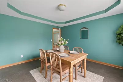 4469 Shelly Drive, Green Hills, OH 44131 - Photo 12