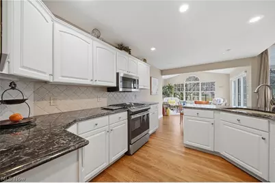 3327 Stillwater Avenue NW, Canton, OH 44708 - Photo 10