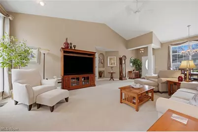 3327 Stillwater Avenue NW, Canton, OH 44708 - Photo 4