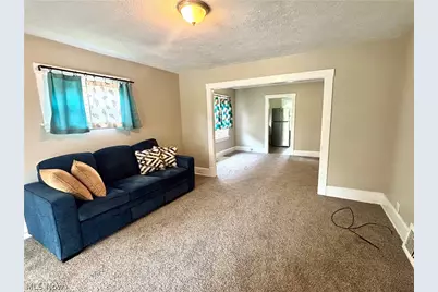 848 Cameron Avenue, Youngstown, OH 44502 - Photo 2