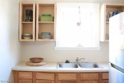 848 Cameron Avenue, Youngstown, OH 44502 - Photo 6