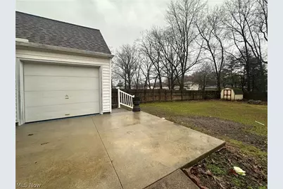 3824 Valacamp Avenue SE, Warren, OH 44484 - Photo 32