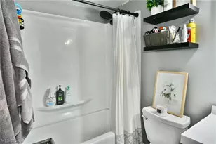 3040 N River Rd NE, Warren, OH 44483 - Photo 20