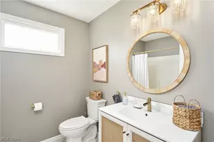 1061 Jonathan Ave, Akron, OH 44333 - Photo 14