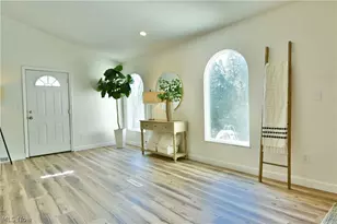 6152 Southern Hills Ct, Canfield, OH 44406 - Photo 14