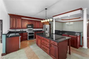 4319 Shore Dr, Lorain, OH 44053 - Photo 20