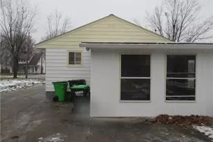 1811 E 298th St, Wickliffe, OH 44092 - Photo 4