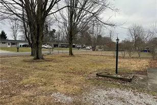 3153 Polly Rd, Ravenna, OH 44266 - Photo 2