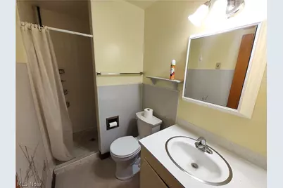 2124 E 40th Street, Ashtabula, OH 44004 - Photo 34