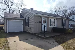 2124 E 40th St, Ashtabula, OH 44004 - Photo 4