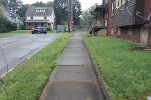 1701 Ohio Ave, Youngstown, OH 44504 - Photo 32