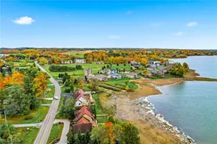 29 Shores Dr, Poland, OH 44514 - Photo 4