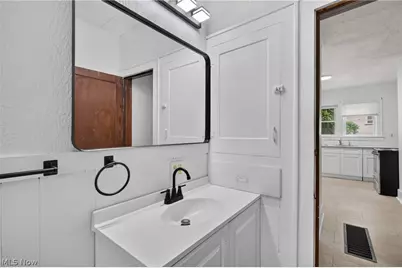 517 Brown Street, Akron, OH 44311 - Photo 26
