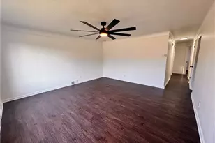 2907 Snow Rd, Parma, OH 44134 - Photo 6