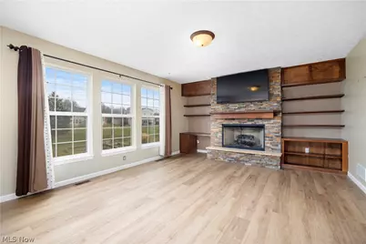 38086 Rocky Run Court, North Ridgeville, OH 44039 - Photo 4