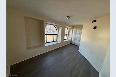 5644 Broadway Avenue #201, Loveland, OH 44127 - Photo 6