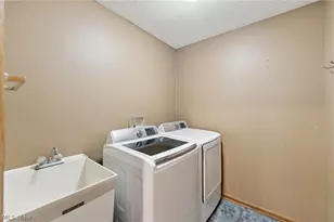 10917 Mogadore Ave NW, Uniontown, OH 44685 - Photo 16