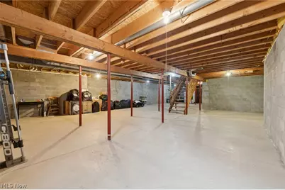 10917 Mogadore Avenue NW, Uniontown, OH 44685 - Photo 32