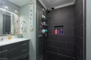 1402 S Chapel St, Louisville, OH 44641 - Photo 16