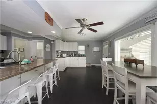 1402 S Chapel St, Louisville, OH 44641 - Photo 10
