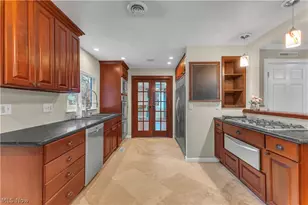 914 Garford Ave, Elyria, OH 44035 - Photo 8