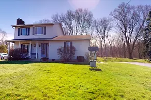 495 S Elm Ave, Tallmadge, OH 44278 - Photo 2