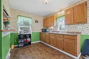 1235 Elm St, Sebring, OH 44672 - Photo 4