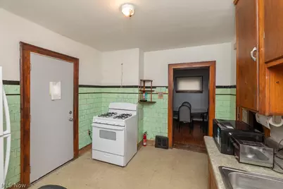 3618 E 114th Street, Loveland, OH 44105 - Photo 8