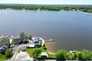 2166 NE River Rd, Lake Milton, OH 44429 - Photo 4