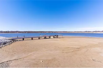 2166 NE River Road, Lake Milton, OH 44429 - Photo 14