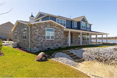 2166 NE River Road, Lake Milton, OH 44429 - Photo 2