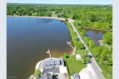 2166 NE River Road, Lake Milton, OH 44429 - Photo 6