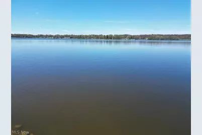 2166 NE River Road, Lake Milton, OH 44429 - Photo 12