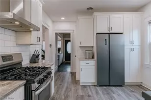 4602 Beta Ave, Newburgh Heights, OH 44105 - Photo 6