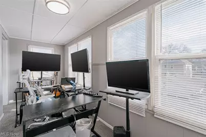 4602 Beta Avenue, Newburgh Heights, OH 44105 - Photo 28