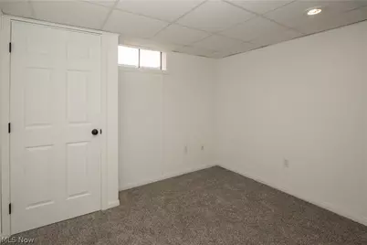 398 Snyder Avenue, Barberton, OH 44203 - Photo 22