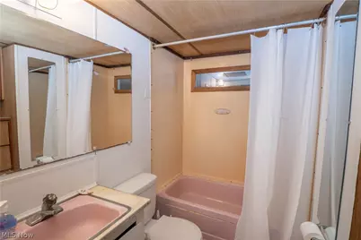 3001 Pepperhill Road, Akron, OH 44312 - Photo 12