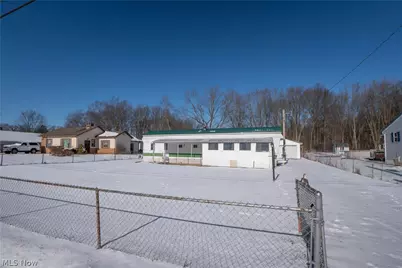 3001 Pepperhill Road, Akron, OH 44312 - Photo 22